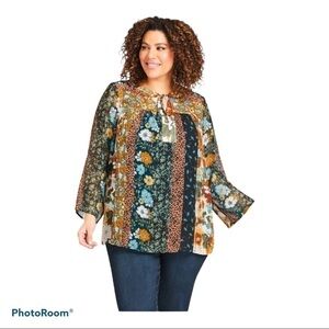 𝅺avenue Animal Floral Tie Neck Tunic